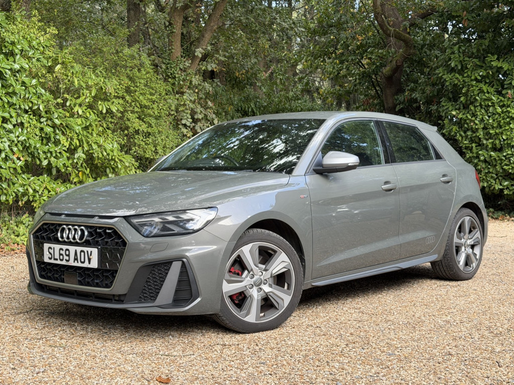 2019 Audi A1